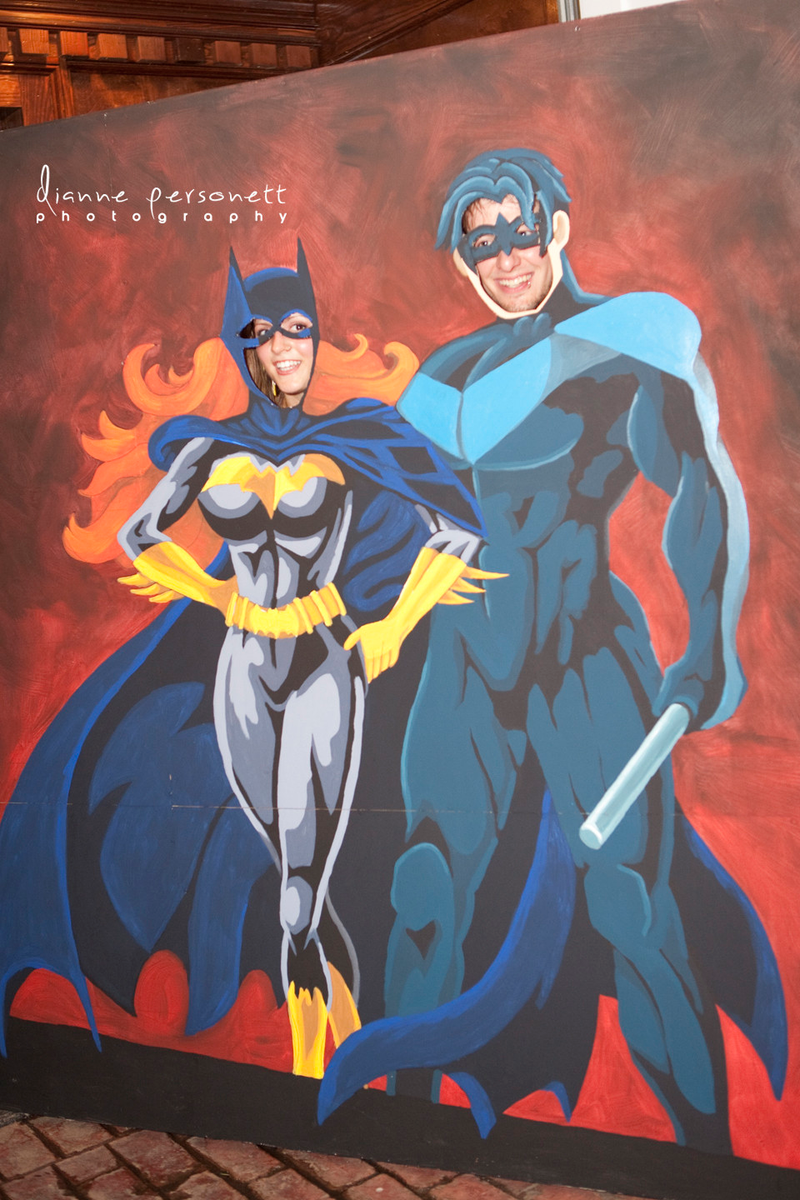 Illustration for article titled Batgirl and Nightwing's Wedding Shames All Other Geek Weddings